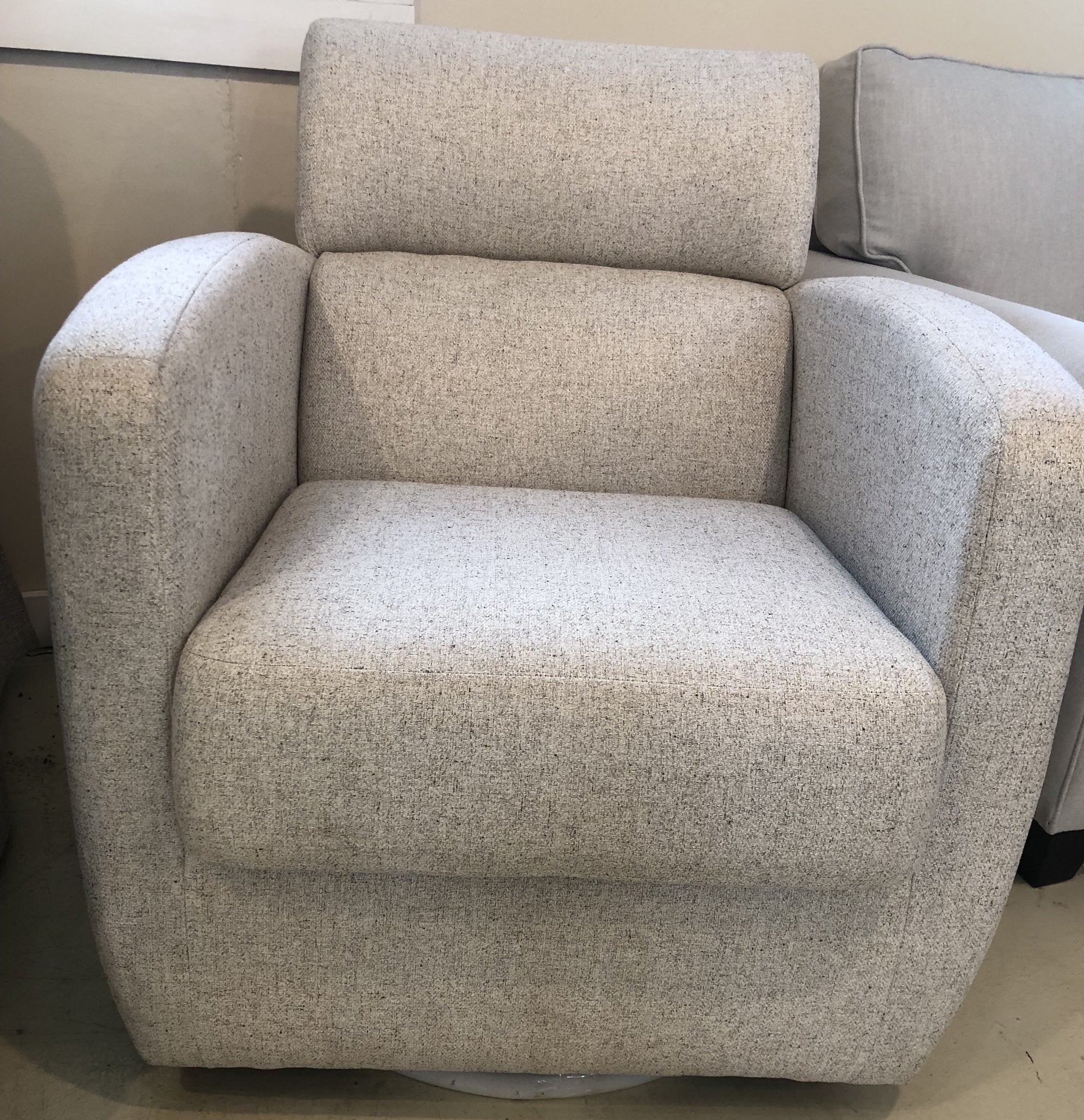 B0302 SWIVEL GLIDER CHAIR