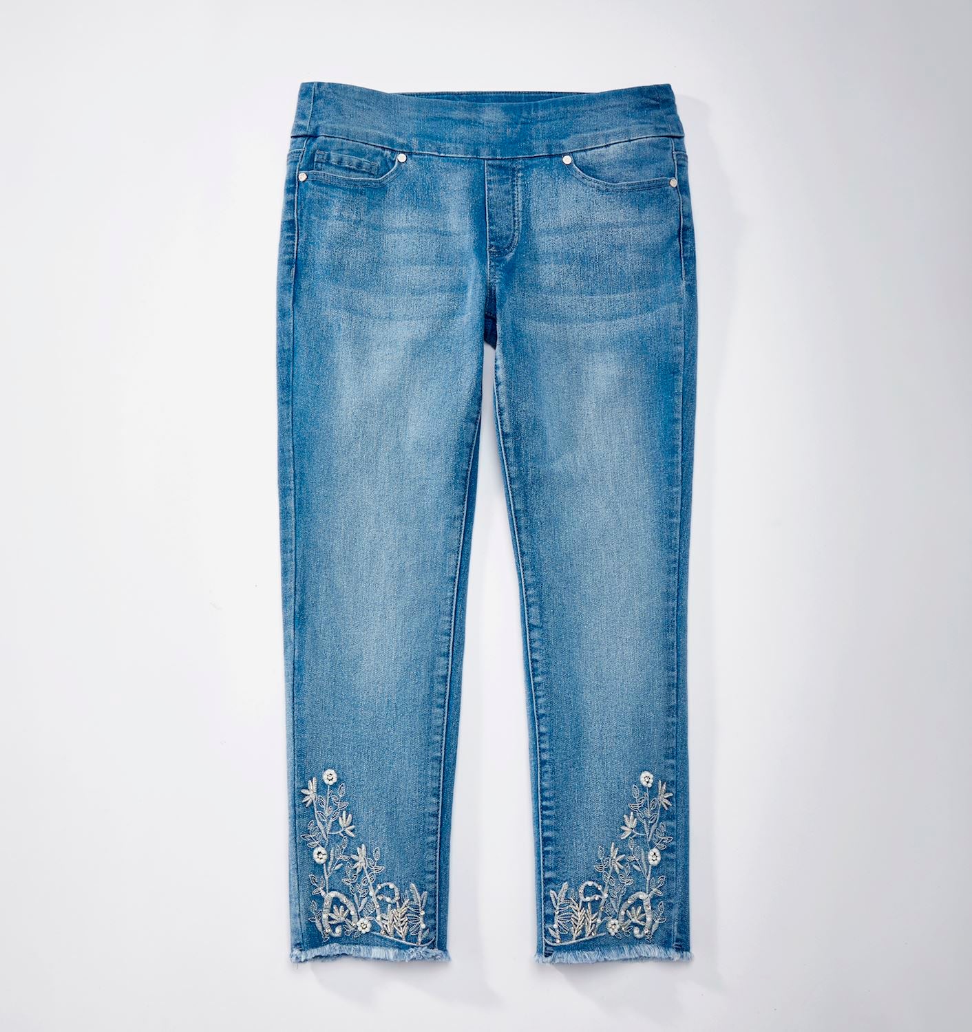 WOMEN'S EMBELLISHED CAPRI DEMIN PANTS