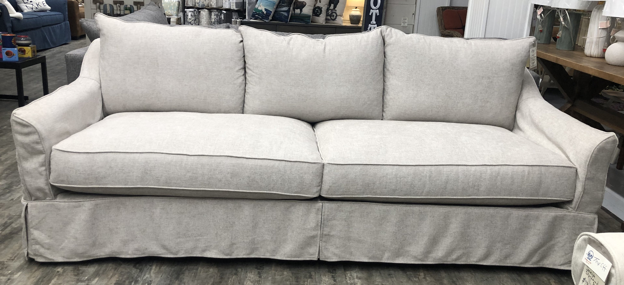 GENE LARGE  SLIPCOVER SOFA