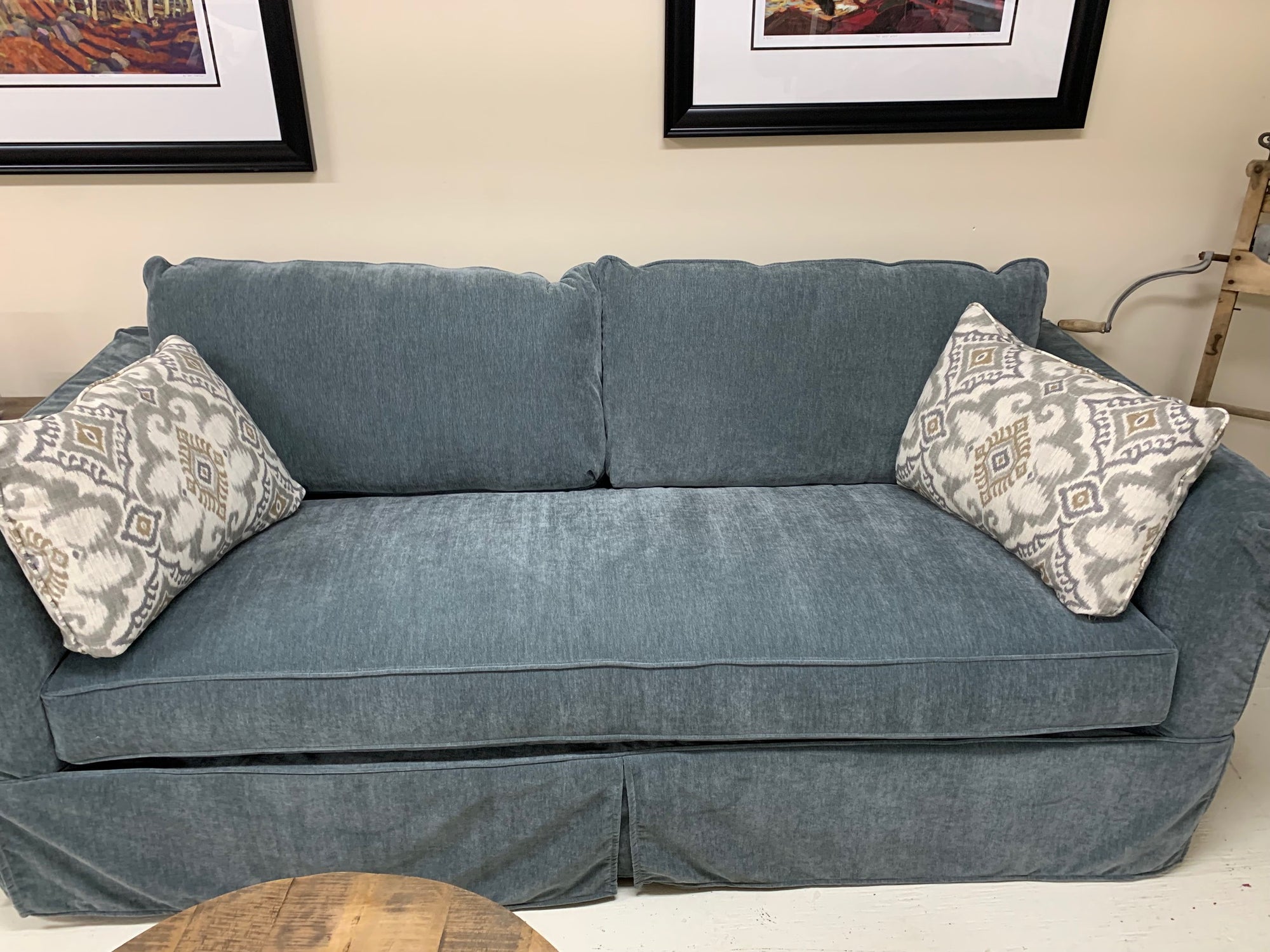 ROWE - DARBY SLIPCOVER BENCH SOFA